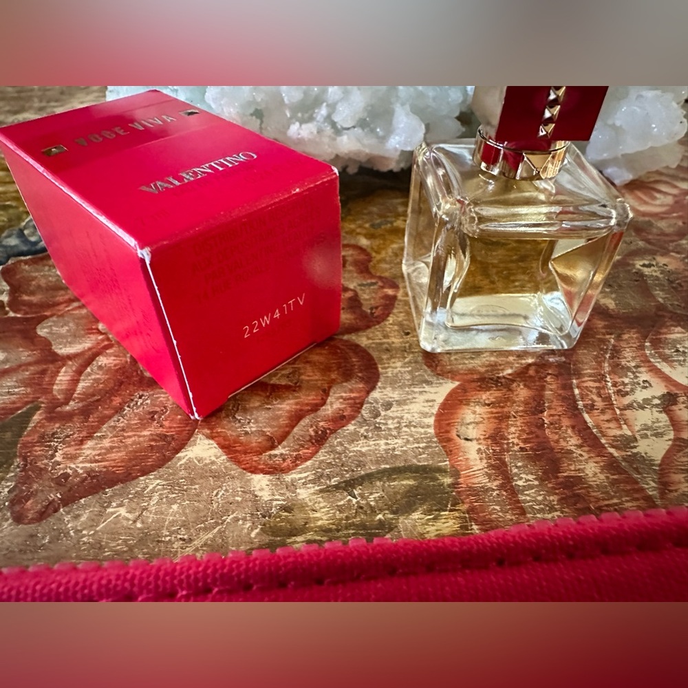 🦋VALENTINO Bundle - Picture 6 of 7